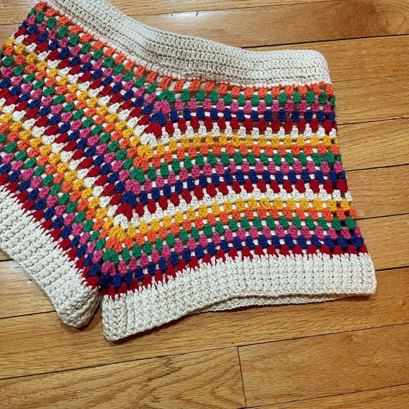 Aqua Bloomingdales Womens Boho Rainbow Stripe Crochet Shorts Size Medium M EUC - Picture 9 of 13